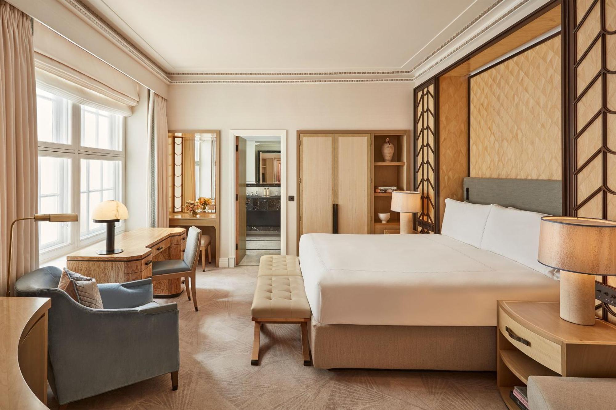 Hotel Claridge's, Maybourne